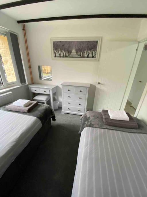 Beautiful Renovated Former Coach House Llandeilo Luaran gambar