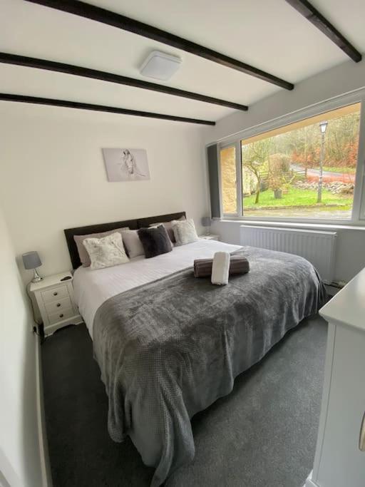 Beautiful Renovated Former Coach House Llandeilo Luaran gambar